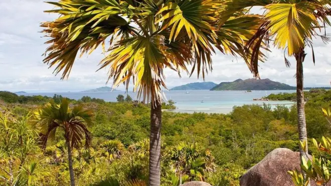 五月穀有著極為稀缺的自然景色，因此得到了"人間伊甸園"的美稱