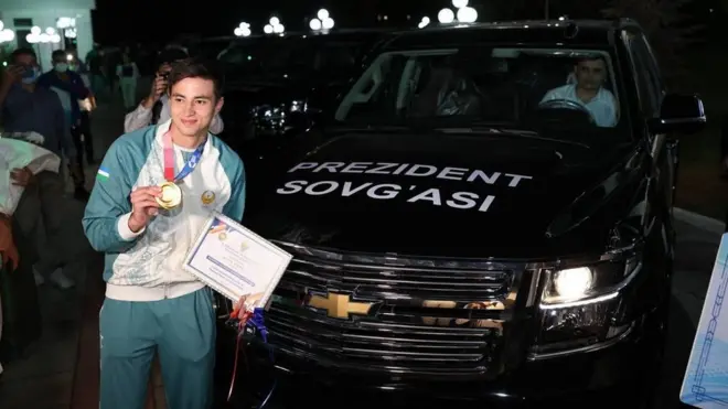 Президент совғаси