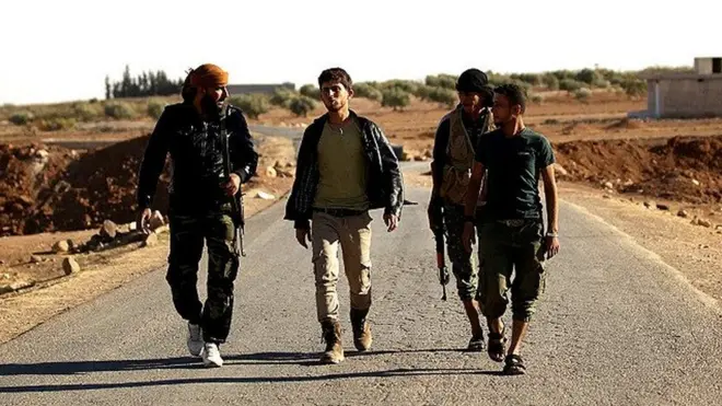 Suuriya waxaa hadda ka jiro xabad joojin Turkiga iyo Ruushka ay dhexdhexaadiyeen.