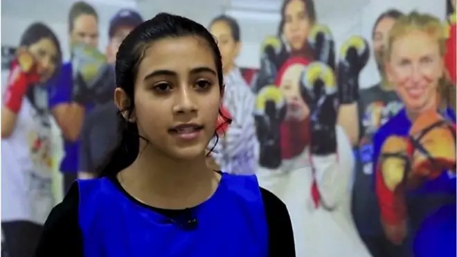 د سمندر پر غاړه او ګراج کې د نجونو له روزلو وروسته، اسامه ایوب اوس د سوکوهنې په خپل مسلکي کلب کې ۴۰ نجونې روزي.