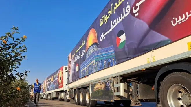 المساعدات التي تدخل غزة غير كافية وفقا لمنظمات دولية