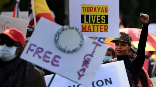 ሰልፊ ተጋሩ ኣብ ወጻኢ