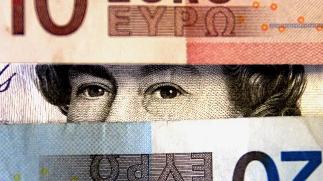 На максимуме курс фунта к доллару поднялся до отметки 1,2448 доллара, что на 1,17% выше уровня закрытия вчерашних торгов