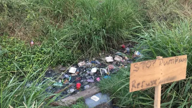 Dis na one of di picture wey di Australian High Commissioner to Ghana tweet.