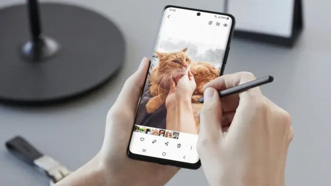 Galaxy S21 Ultra створений для використання стилусу S Pen