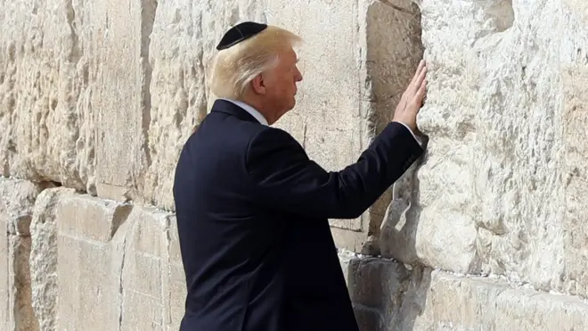 Trump, Kudüs'teki Ağlama Duvarı'da