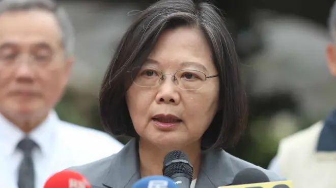 台湾总统蔡英文6月10日重申只要她当总统，就不接受一国两制。