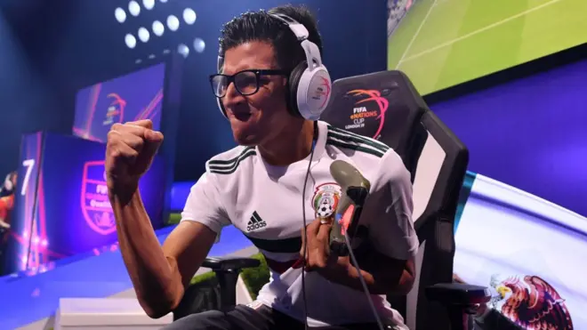 Siete millones de mexicanos han participado en competiciones profesionales de eSports.