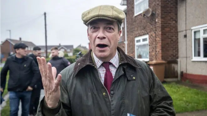 Najdžel Faraž tokom predizborne kampanje u Hartlpulu, u okrugu Daram