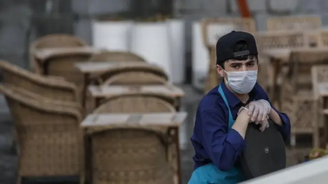 Москвадаги емакхона ходими