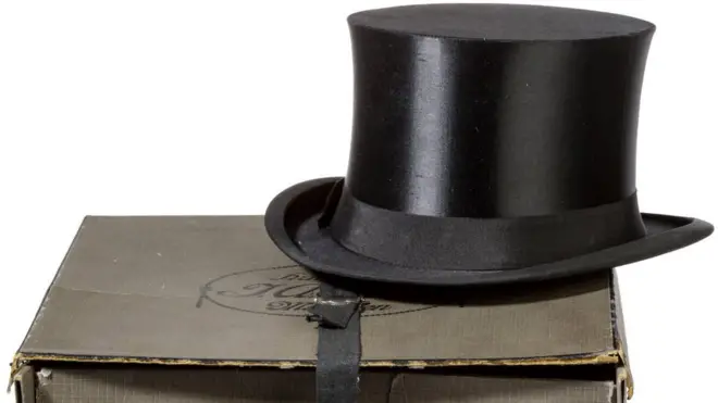 A hat which belonged to Adolf Hitler sold for €50,000 (£42,847)