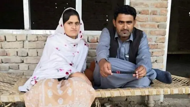 لونی