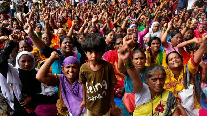 مہول کے رہائیشی