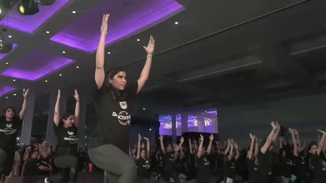 पाकिस्तान में स्टार्टअप कंपनियां तरक़्क़ी की राह पर हैं.