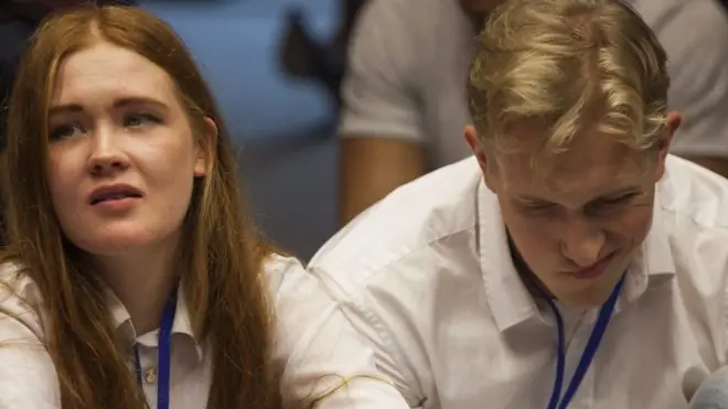 ہلیری کے حامی