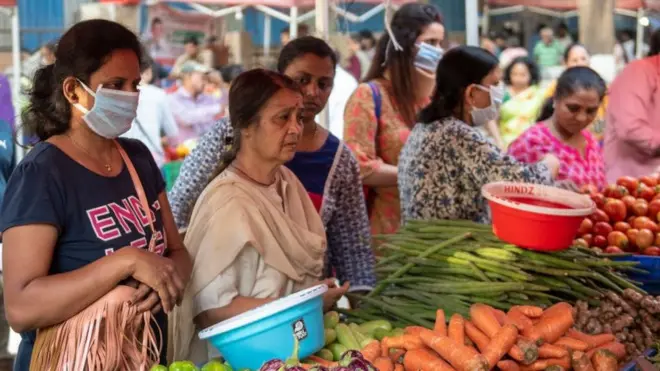 महिलाएं