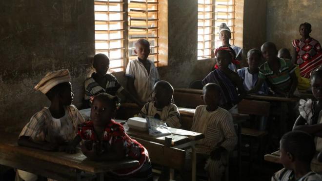 Des élèves en classe à Ouagadougou, la capitale du Burkina Faso
