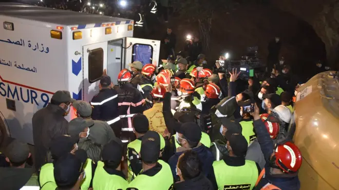 العالم حبس أنفاسه وهو يتابع عملية إنقاذ الطفل ريان لكنها انتهت نهاية حزينة