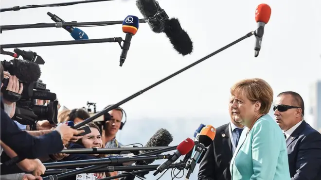 Merkel, "Avrupa için çözümler bulmamız lazım" dedi
