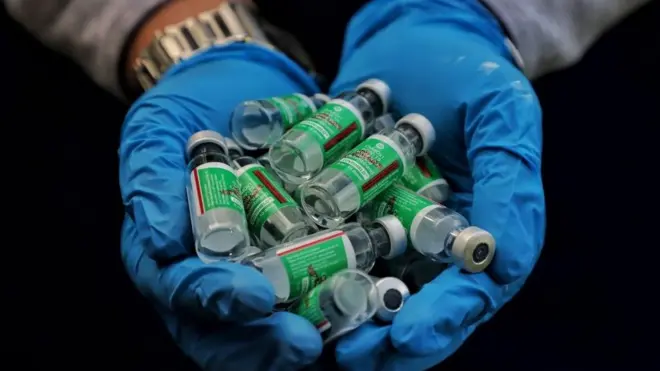 很多国家以及COVAX疫苗计划本身都极大程度地依赖在印度生产的阿斯利康疫苗。