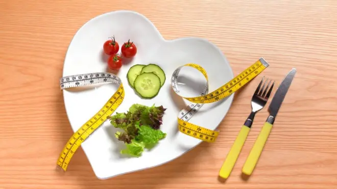 L'orthorexie peut donner à la personne qui en souffre un sentiment d'isolement.