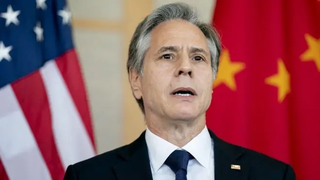 2022年7月9日，美国国务卿布林肯在印尼假胜地巴厘岛与中国外交部长王毅会晤。