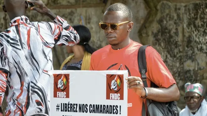 Les dirigeants du Front National pour la Défense de la Constitution ont tous été libérés jeudi en appel.