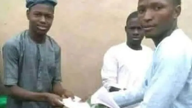 Yunusa dey collect im 'certificate' afta im win