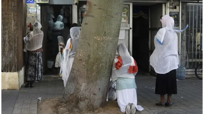 ኤርትራውያን ኣብ ቤት ጸሎት