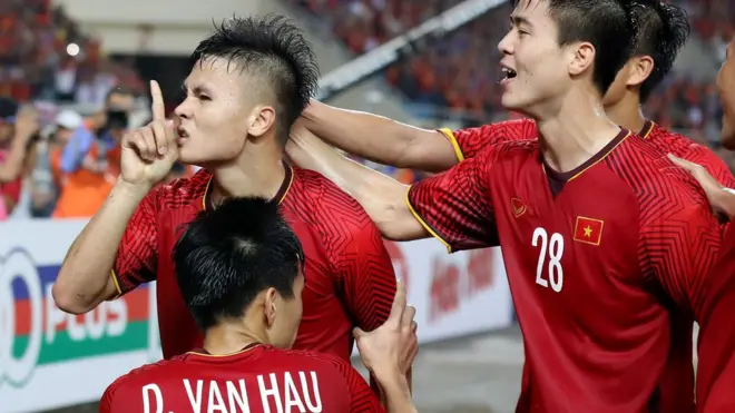 Quang Hải vui mừng khi ghi bàn vào lưới Philippines hôm 6/12