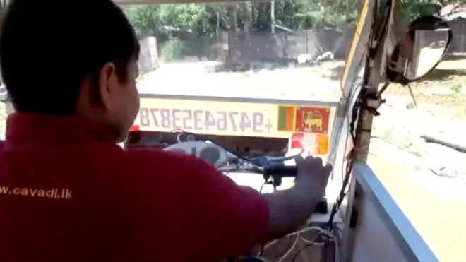 مراهق يصنع مركبة صديقة للبيئة أثناء إغلاق كورونا