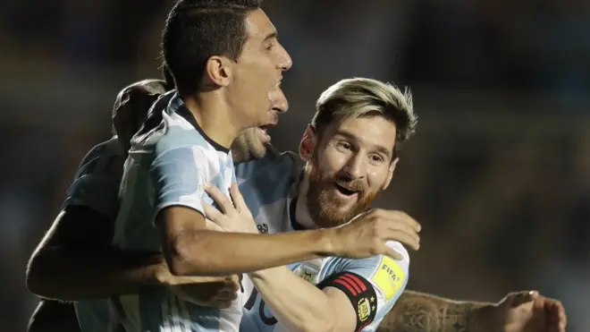 Lionel Messi anotó un gol y asistió a sus compañeros para la victoria sobre Colombia.