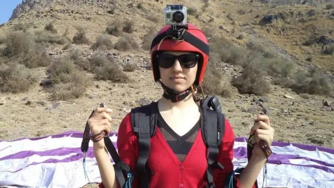 راک کلائمبر اور پیراگلائیڈر نازیہ پروین کا تعلق فاٹا کے علاقے باجوڑ ایجنسی سے ہے