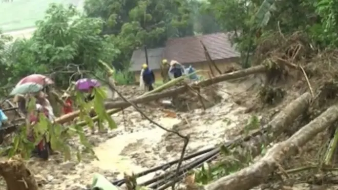 Lũ quét gây sạt lở nghiêm trọng tại Hà Giang
