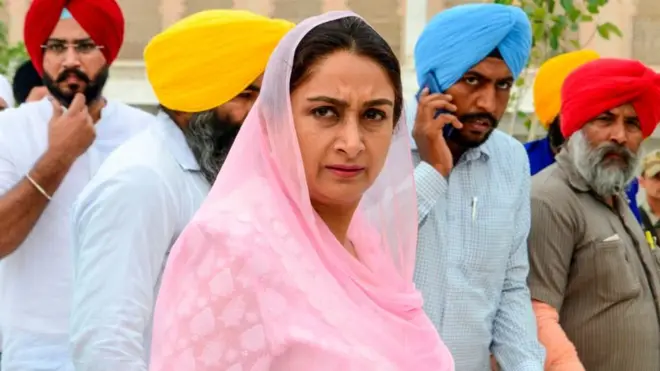 హర్‌సిమ్రత్ కౌర్ బాదల్