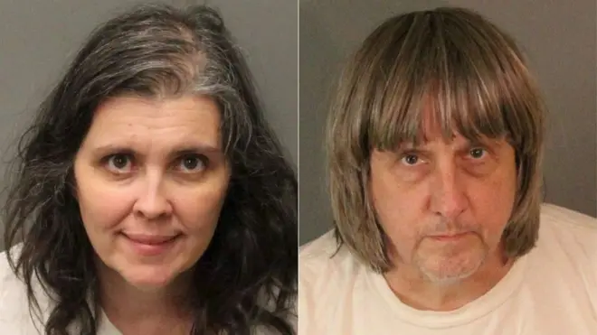 En Californie, treize frères et sœurs âgés de 2 à 29 ans ont été sauvés par la police et leurs parents inculpés d'actes de torture.
