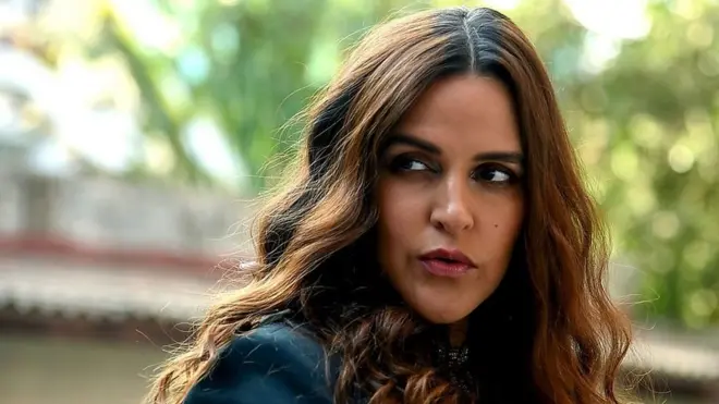 نیہا دھوپیا