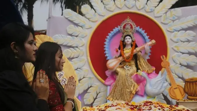 बांग्लादेश में सरस्वती पूजा की एक तस्वीर
