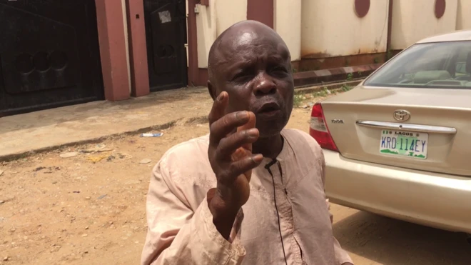 Pipo wey dey stay for Soluyi/Sosanya for Gbagada Lagos say make government come comot di monkey wey dey trouble dem dia