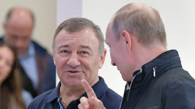 El empresario Arkady Rotenberg solía jugar judo con Vladimir Putin.