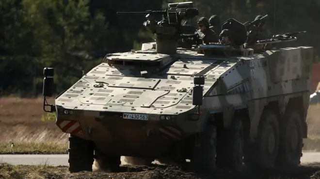 Боевая машина пехоты Boxer больше подходит для тех задач, которые ставит перед легкой бронетехникой командование армии Литвы