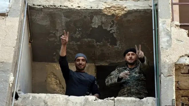 သီတင်းပတ် အကုန်မှာ ပြင်းထန်တဲ့ တိုက်ပွဲတွေ ဖြစ်ခဲ့ပြီးနောက် သူပုန်နယ်မြေတွေကို အစိုးရတပ်တွေ သိမ်းပိုက်။