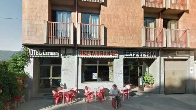 The diners left "in a stampede", the owner said