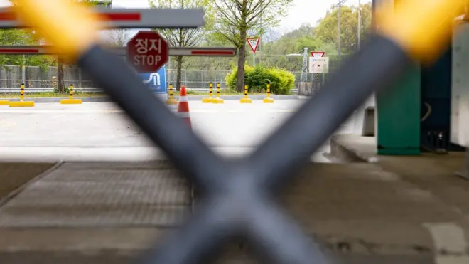 4·27 판문점선언 3주년인 27일 오후 경기도 파주시 도라산 남북출입사무소(CIQ) 출입이 통제되고 있다