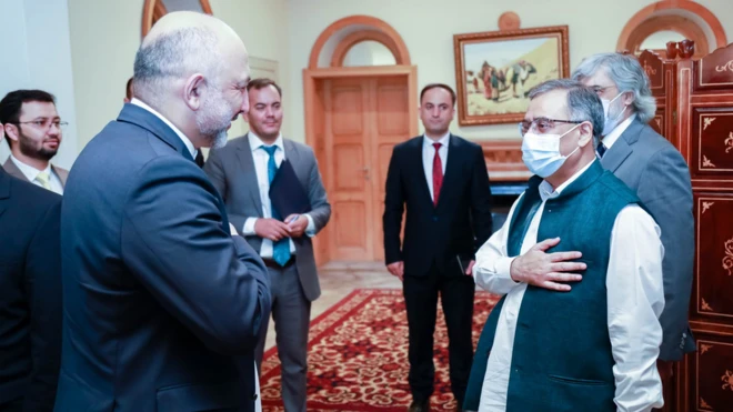 د پاکستاني پلاوي مشري د دې هېواد د بهرنیو چارو وزارت مرستیال سهیل محمود کوله