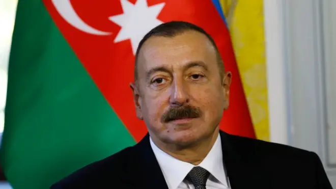 Вместо 17 октября граждане отправятся к урнам 11 апреля