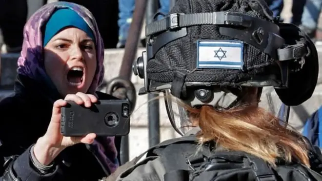 За словами палестинських лідерів, заява пана Трампа поклала край на перспективі мирних переговорів між Ізраїлем і палестинцями