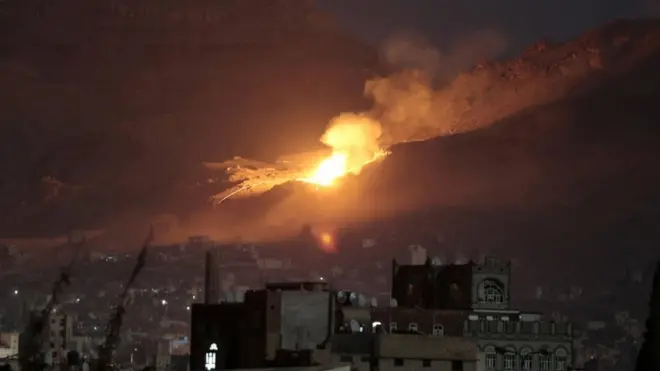 امریکہ، برطانیہ اور اقوامِ متحدہ کے ایلچی یمن میں فریقین سے فوری جنگ بندی کا مطالبہ کر رہے تھے