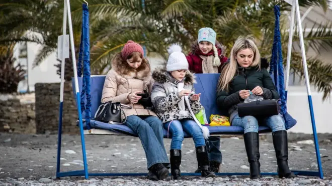 Övladlığa uşaq götürmək Child adop