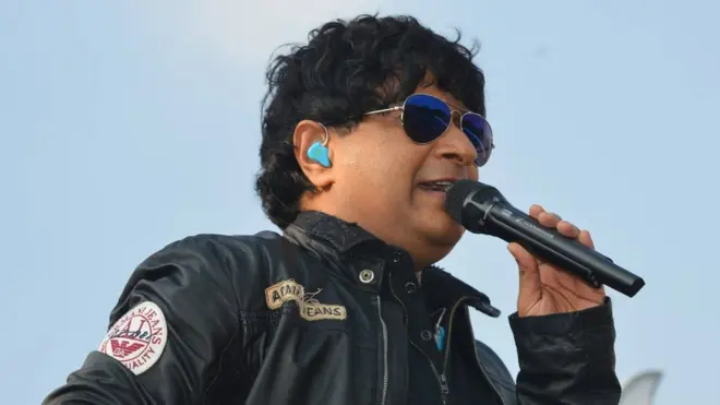 బాలీవుడ్ సింగర్ కేకే